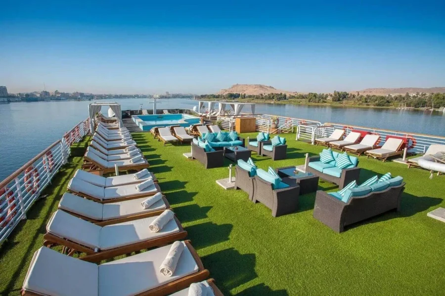 Do You Get Seasick on a Nile Cruise? Mosquitoes and Water Too