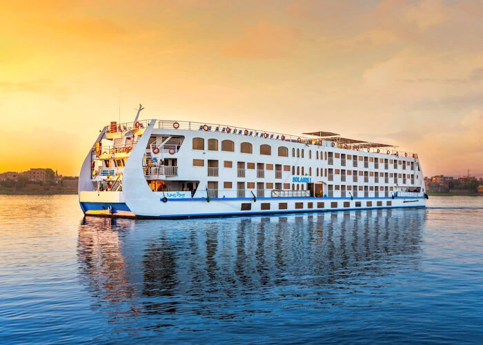 Nile Cruise Honeymoon: Best Ships, Cabins and Timing